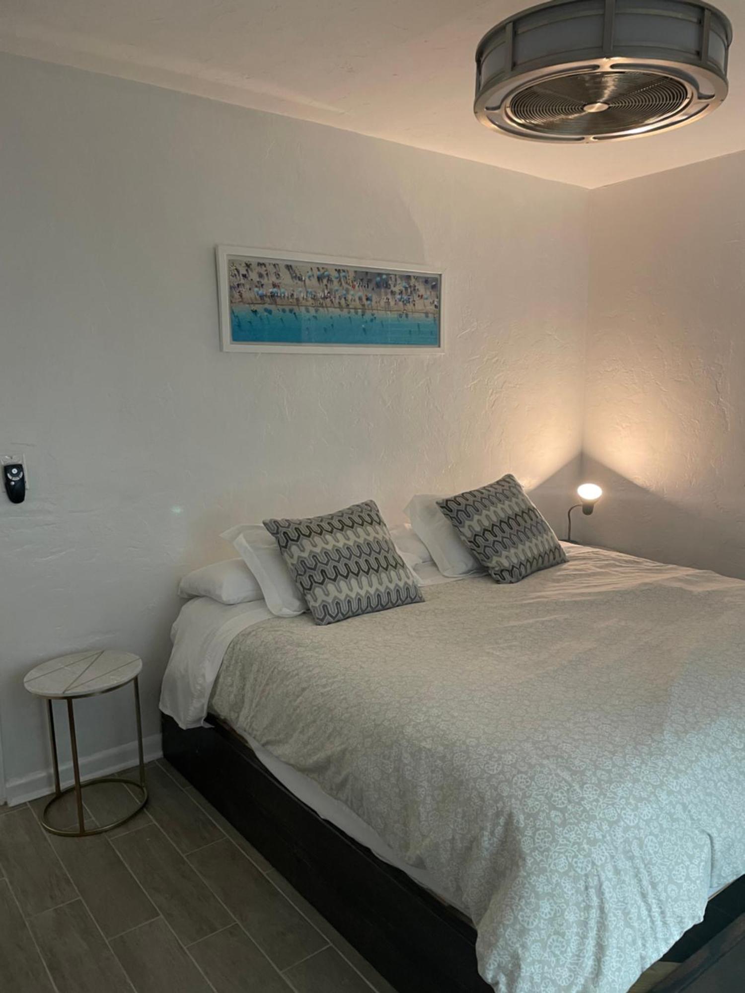 First Story & Apartment *