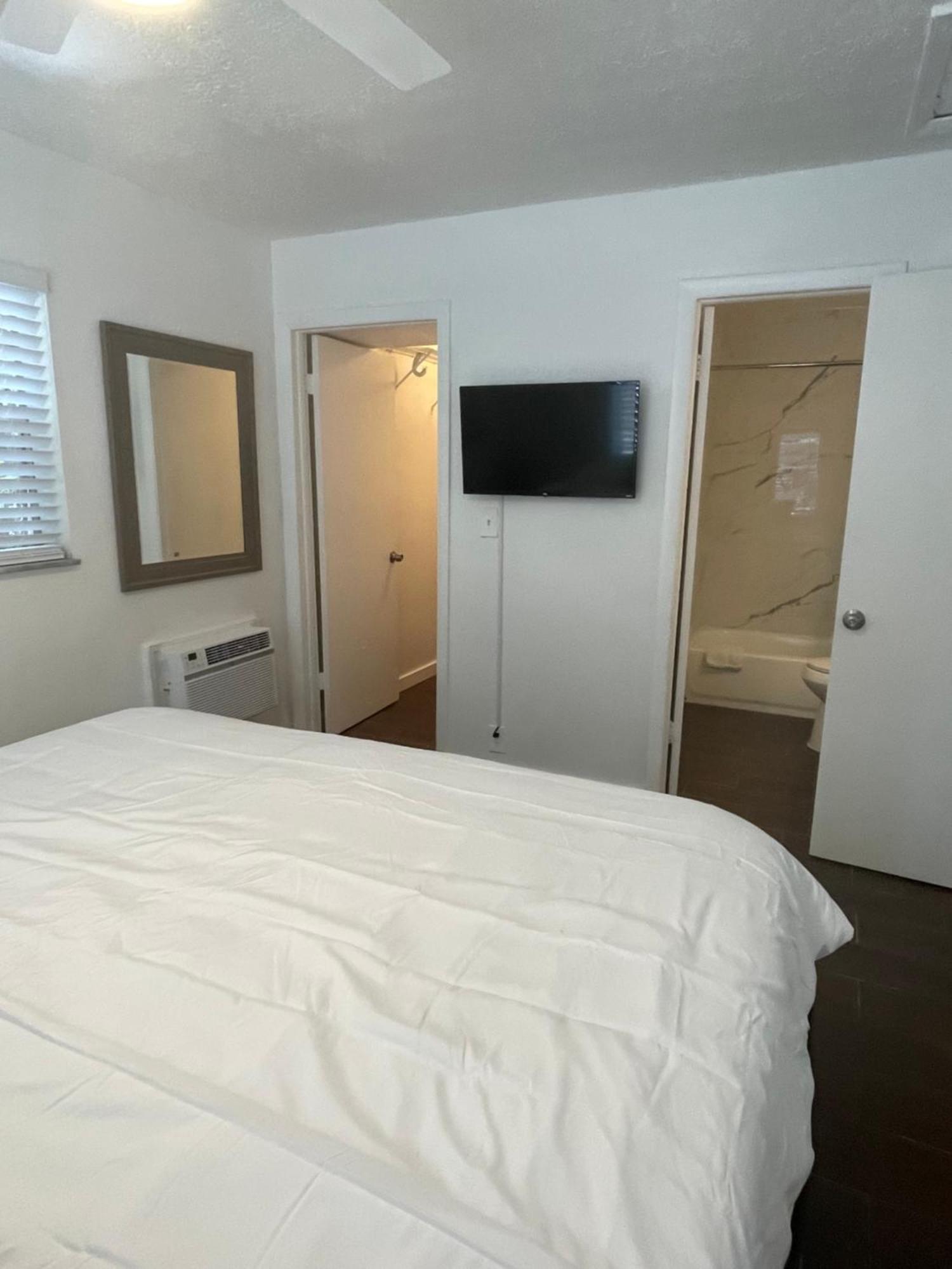 First Story & Apartment *