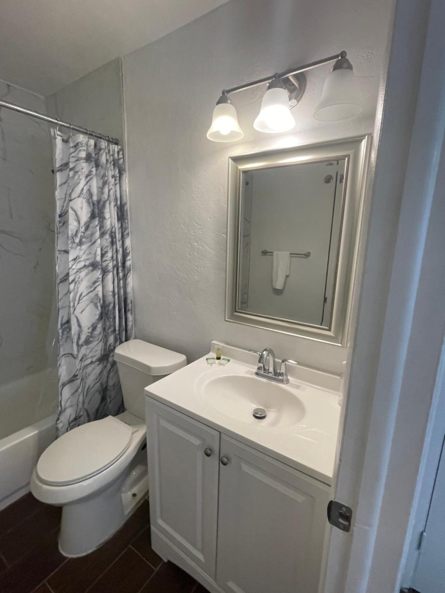 Apartment First Story & Fort Lauderdale