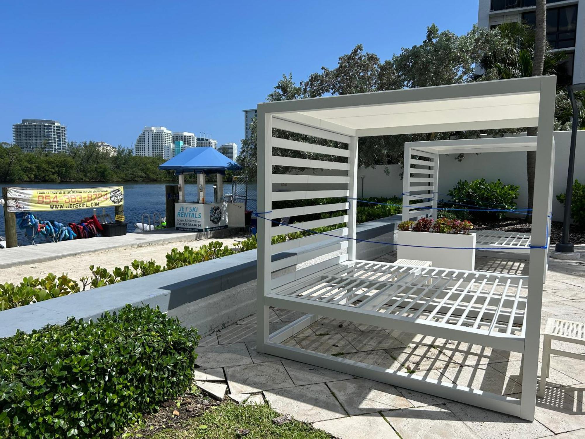 Waterview Condo- Spacious 2 Bedroom - - Steps To Fort Lauderdale