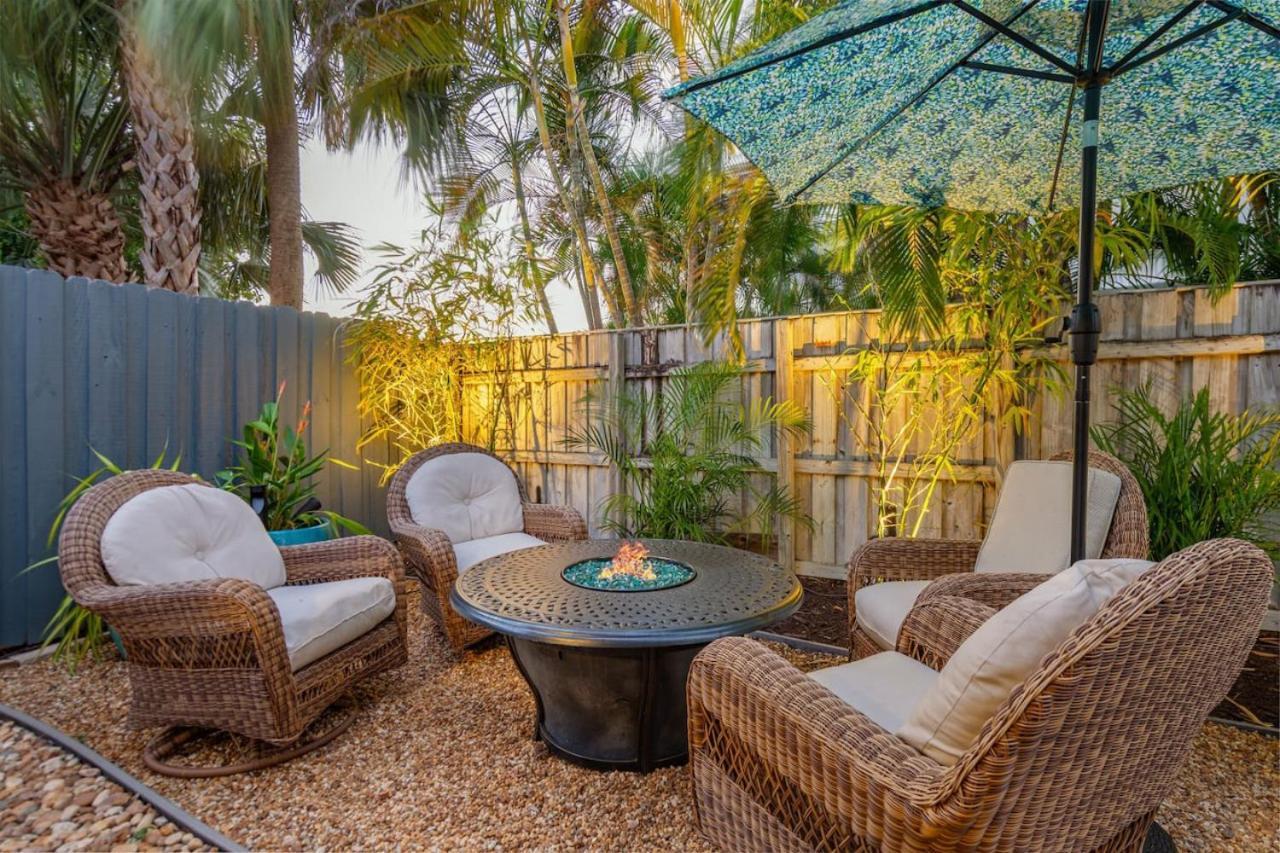 Holiday home 2 Bed - Steps From Wilton Drive I Fire Pit I Bbq
