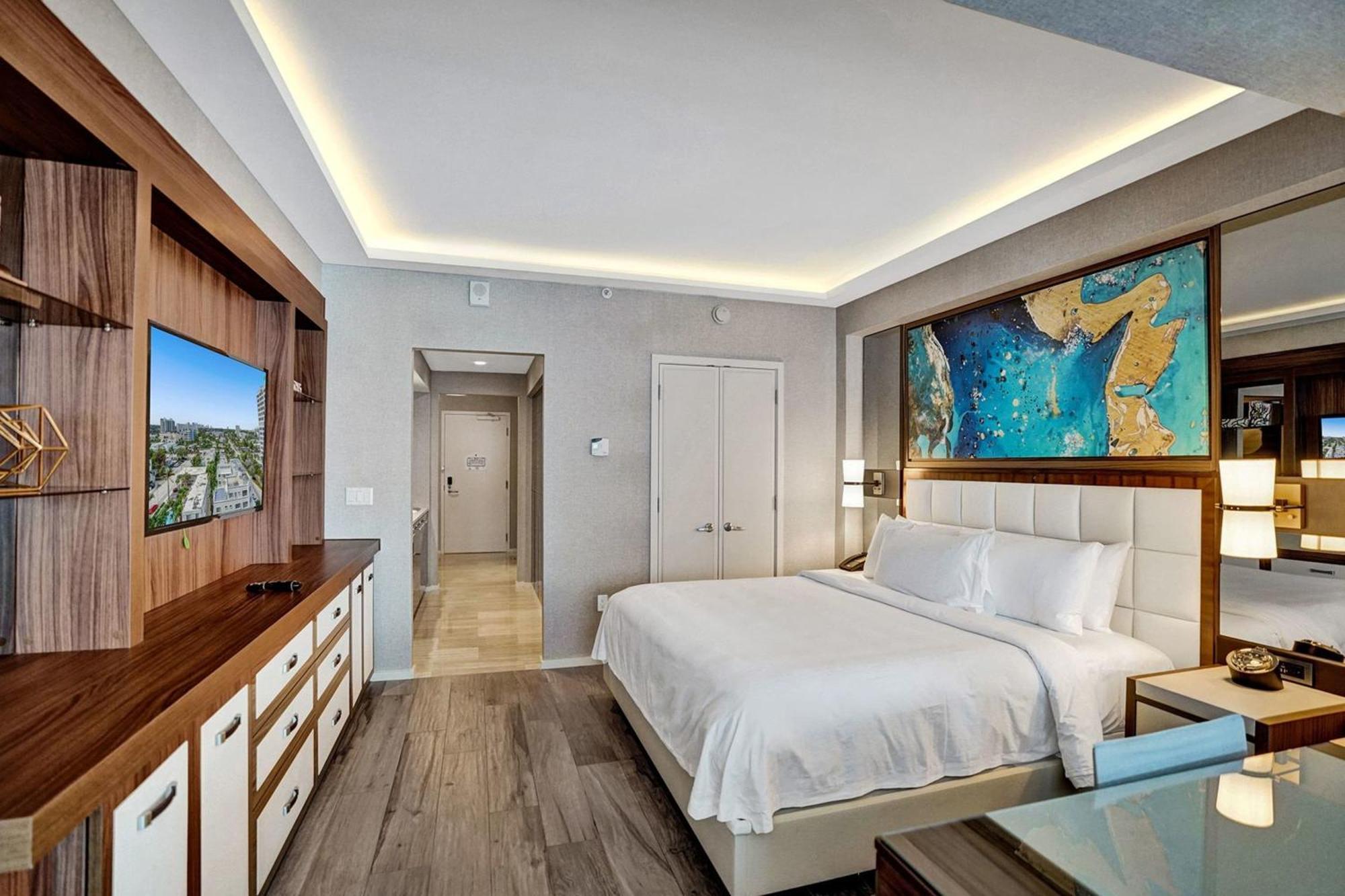 Luxury Beachfront Studio! Fort Lauderdale