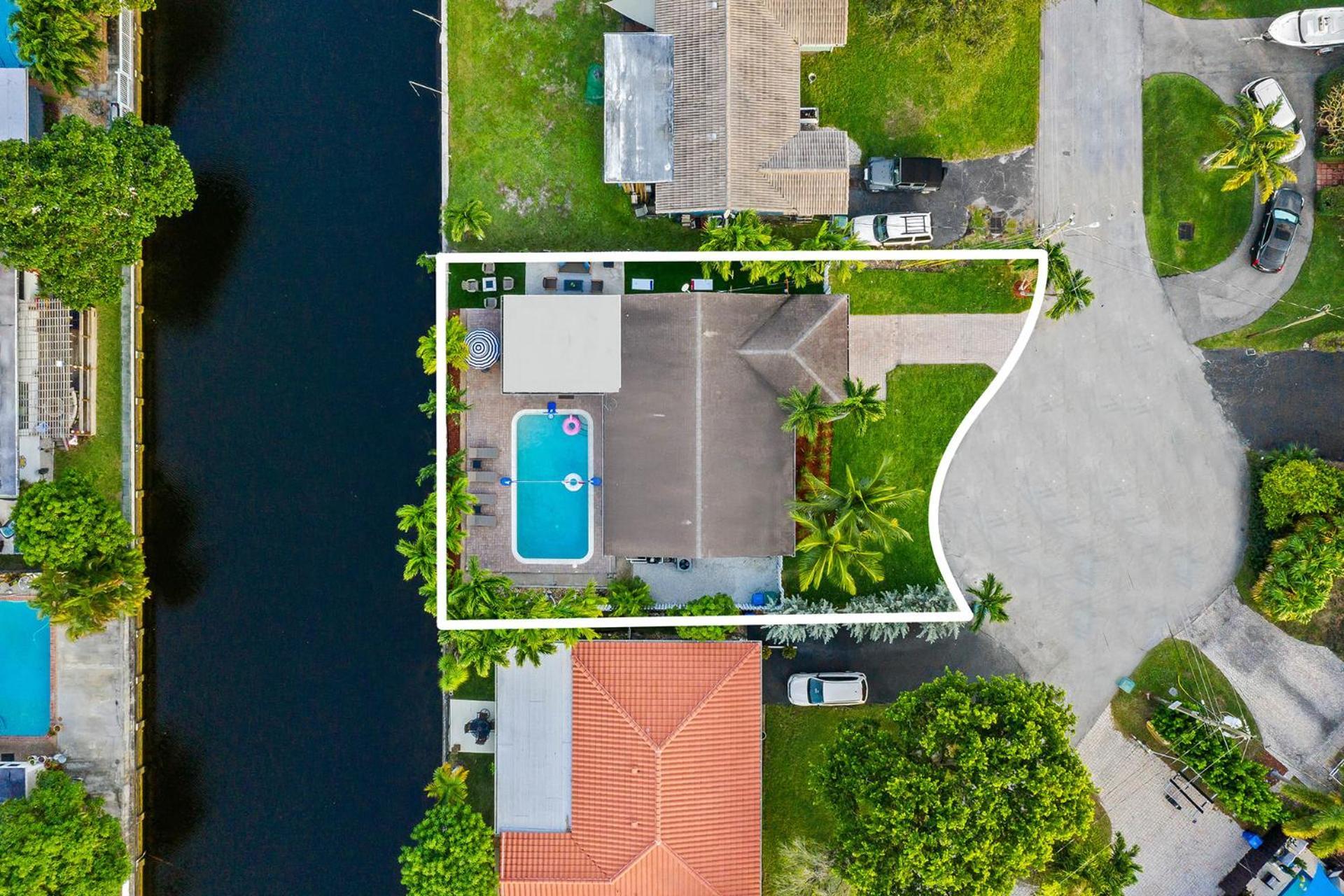 Peaceful 5br -waterway Views Private Heated Pool *