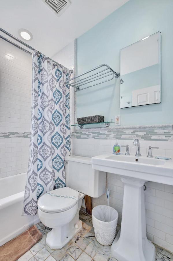 Charming 3br Pool And Hot Tub Ftl Gateaway Holiday home *