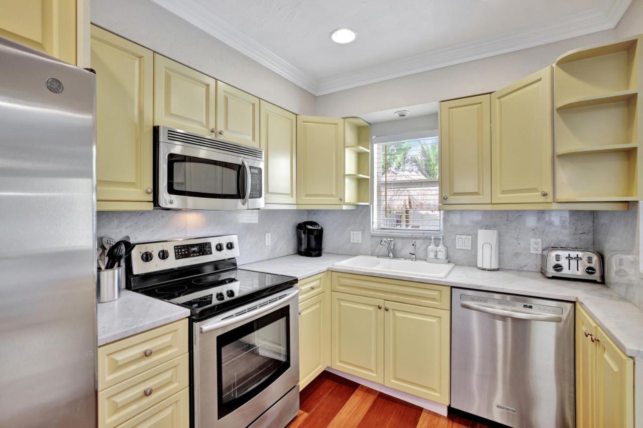 Holiday home Charming 3br Pool And Hot Tub Ftl Gateaway *