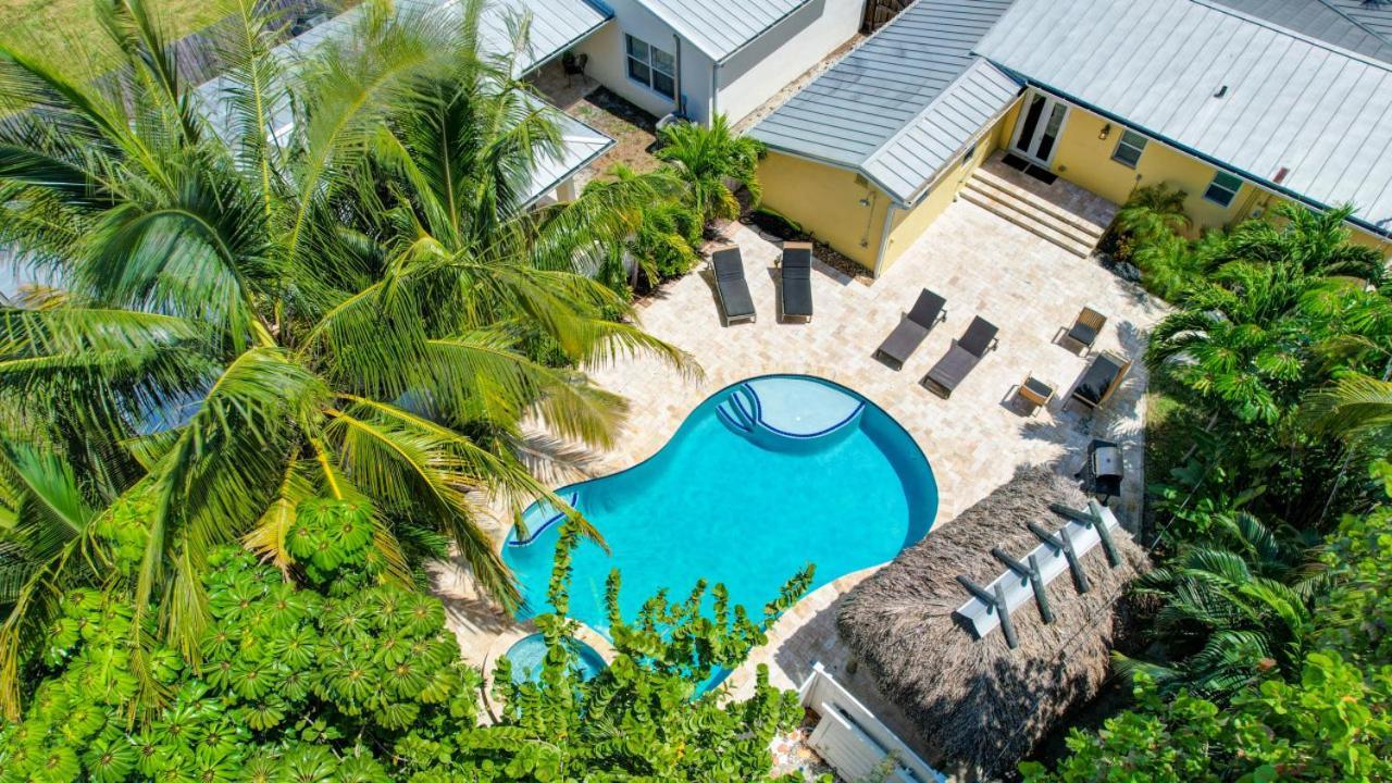 Holiday home Charming 3br Pool And Hot Tub Ftl Gateaway