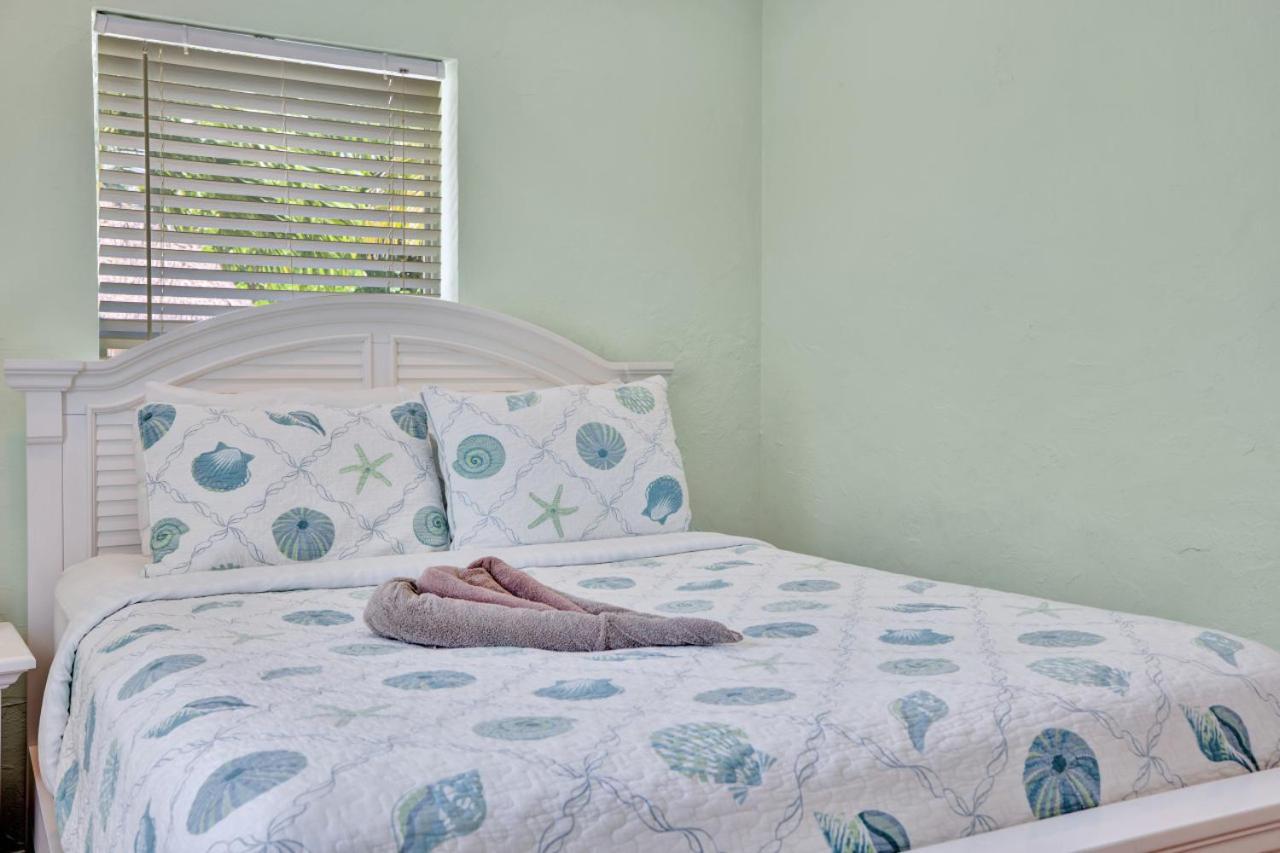 Holiday home Charming 3br Pool And Hot Tub Ftl Gateaway