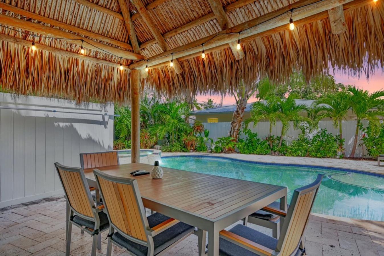 Charming 3br Pool And Hot Tub Ftl Gateaway
