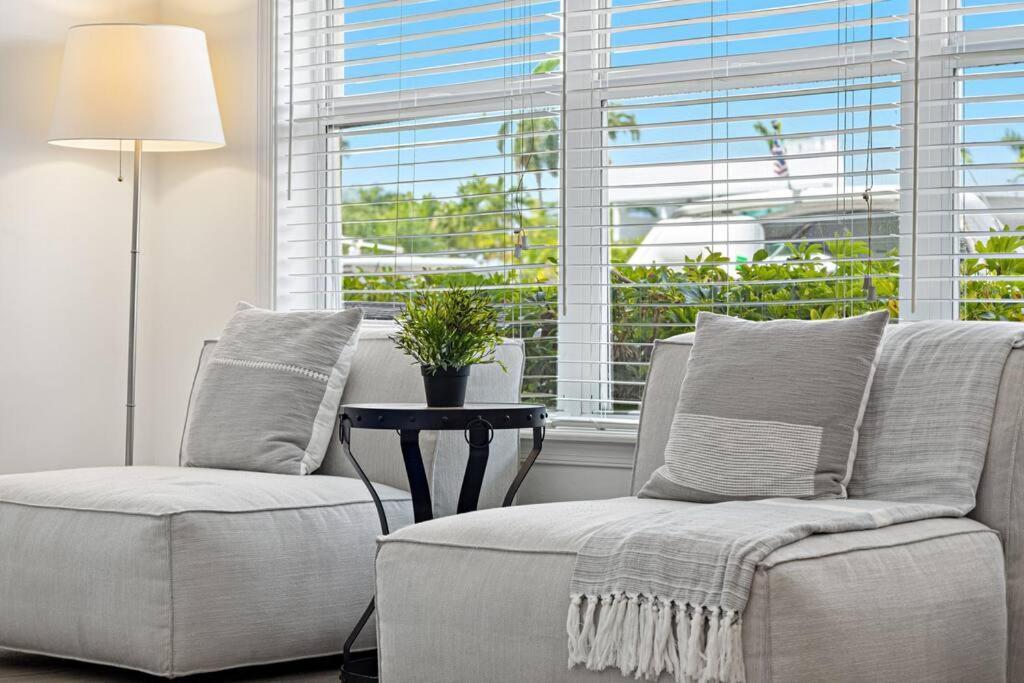 Apartment With Waterview In Olas Blvd Fort Lauderdale