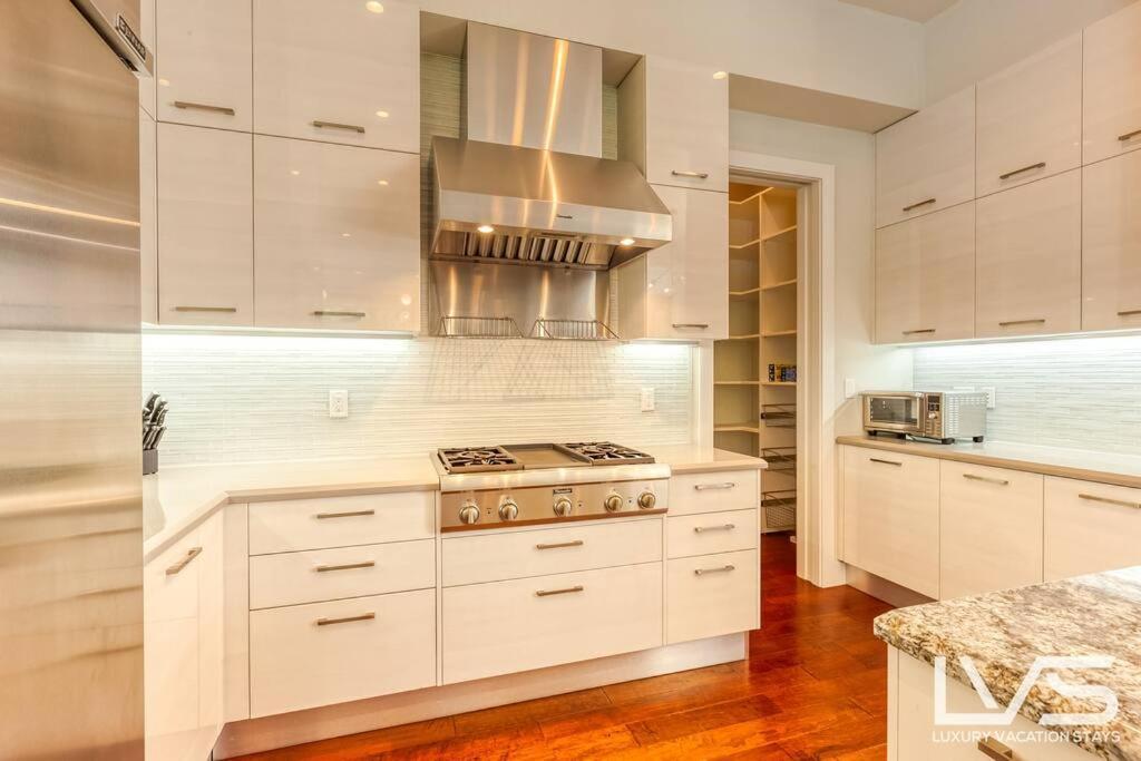 Victoria - Walk To Olas - 4 Bed 4 Bath Fort Lauderdale
