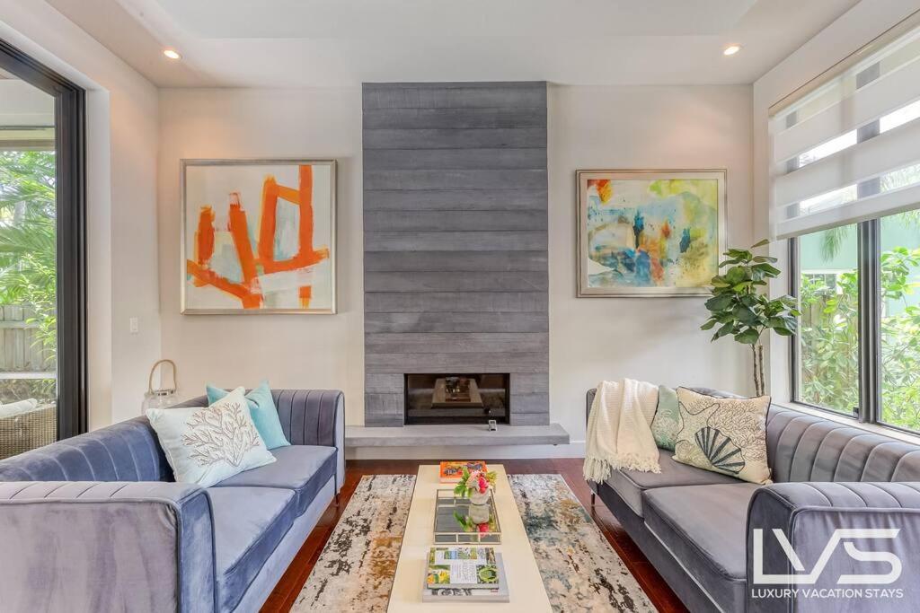 Holiday home Victoria - Walk To Olas - 4 Bed 4 Bath