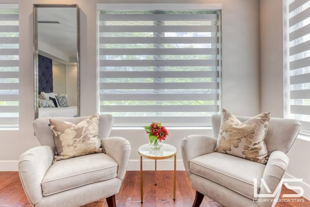 Holiday home Victoria - Walk To Olas - 4 Bed 4 Bath *