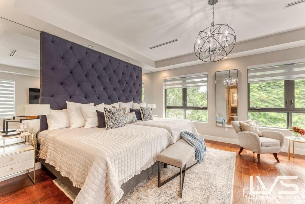 Holiday home Victoria - Walk To Olas - 4 Bed 4 Bath Fort Lauderdale
