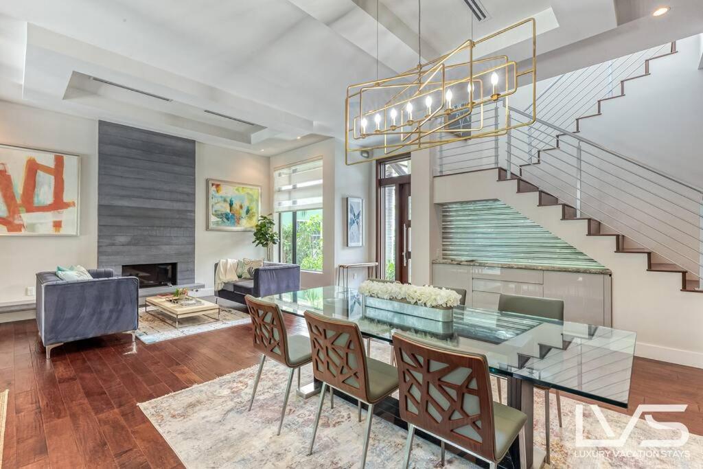 Holiday home Victoria - Walk To Olas - 4 Bed 4 Bath *