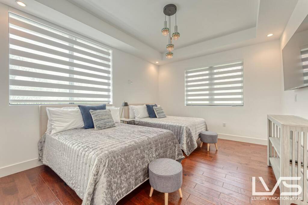 Holiday home Victoria - Walk To Olas - 4 Bed 4 Bath