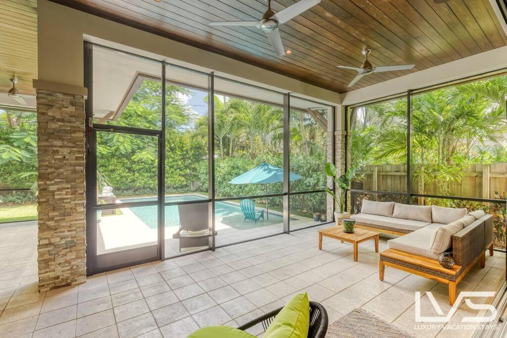 Holiday home Victoria - Walk To Olas - 4 Bed 4 Bath *