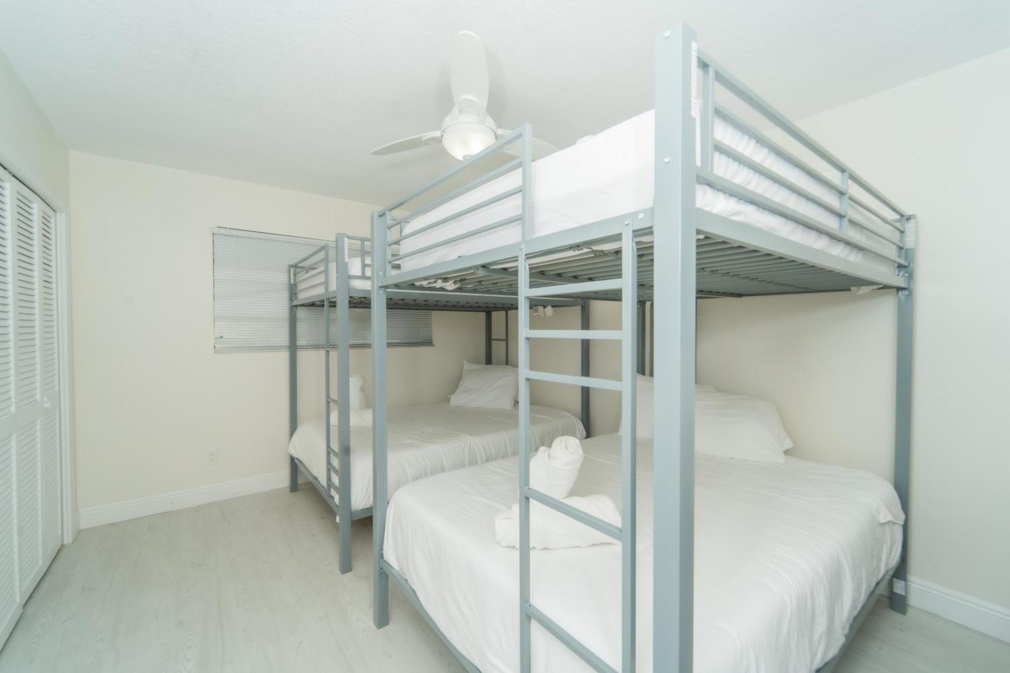 Waterfront Heated Pool Walk To * Fort Lauderdale