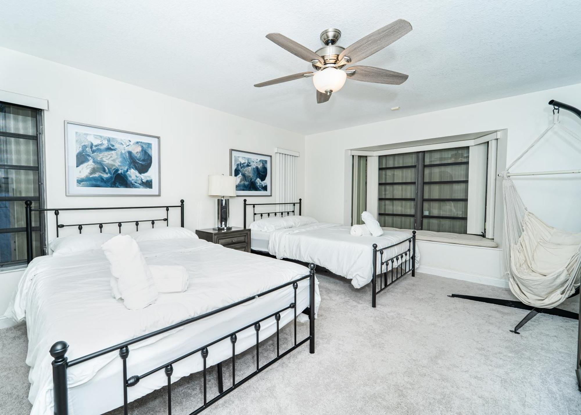 Waterfront Heated Pool Walk To Fort Lauderdale