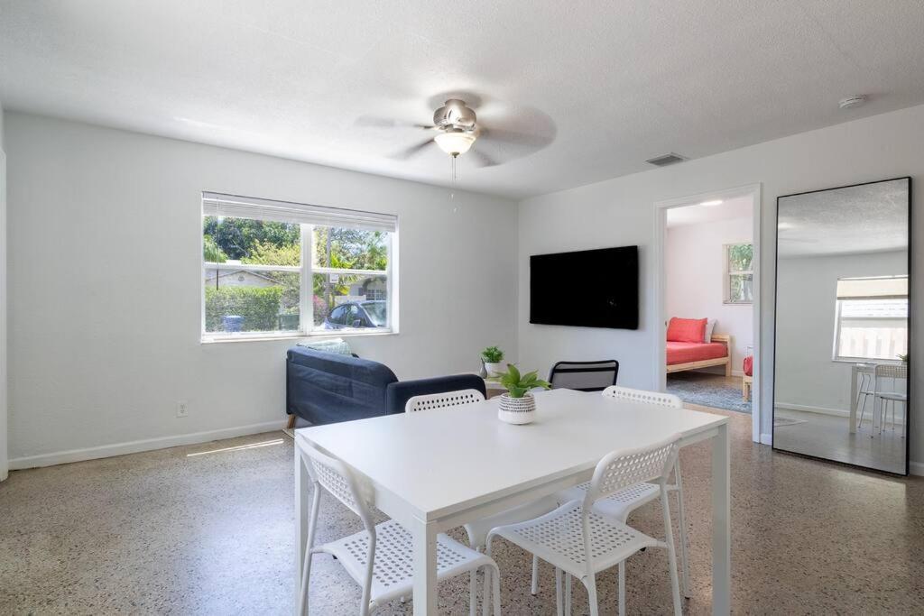 Apartment Cozy 2bed 1 Bath 5 Min To Olas W/free Parking! Fort Lauderdale