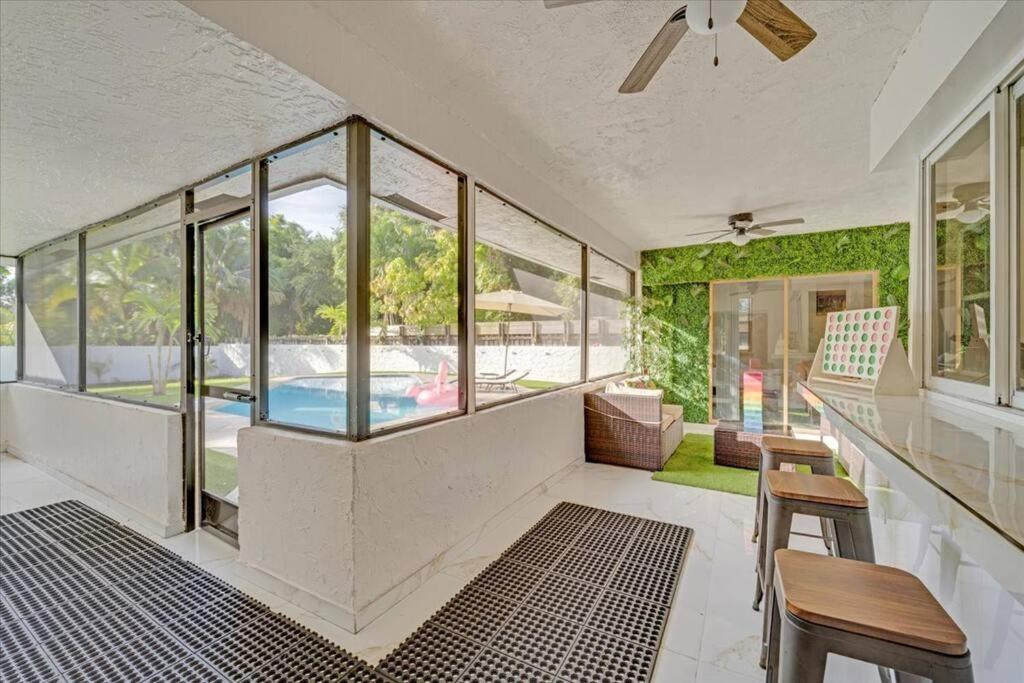 Game & Chill Manor - Arcade - Pool - Pool Table Holiday home *