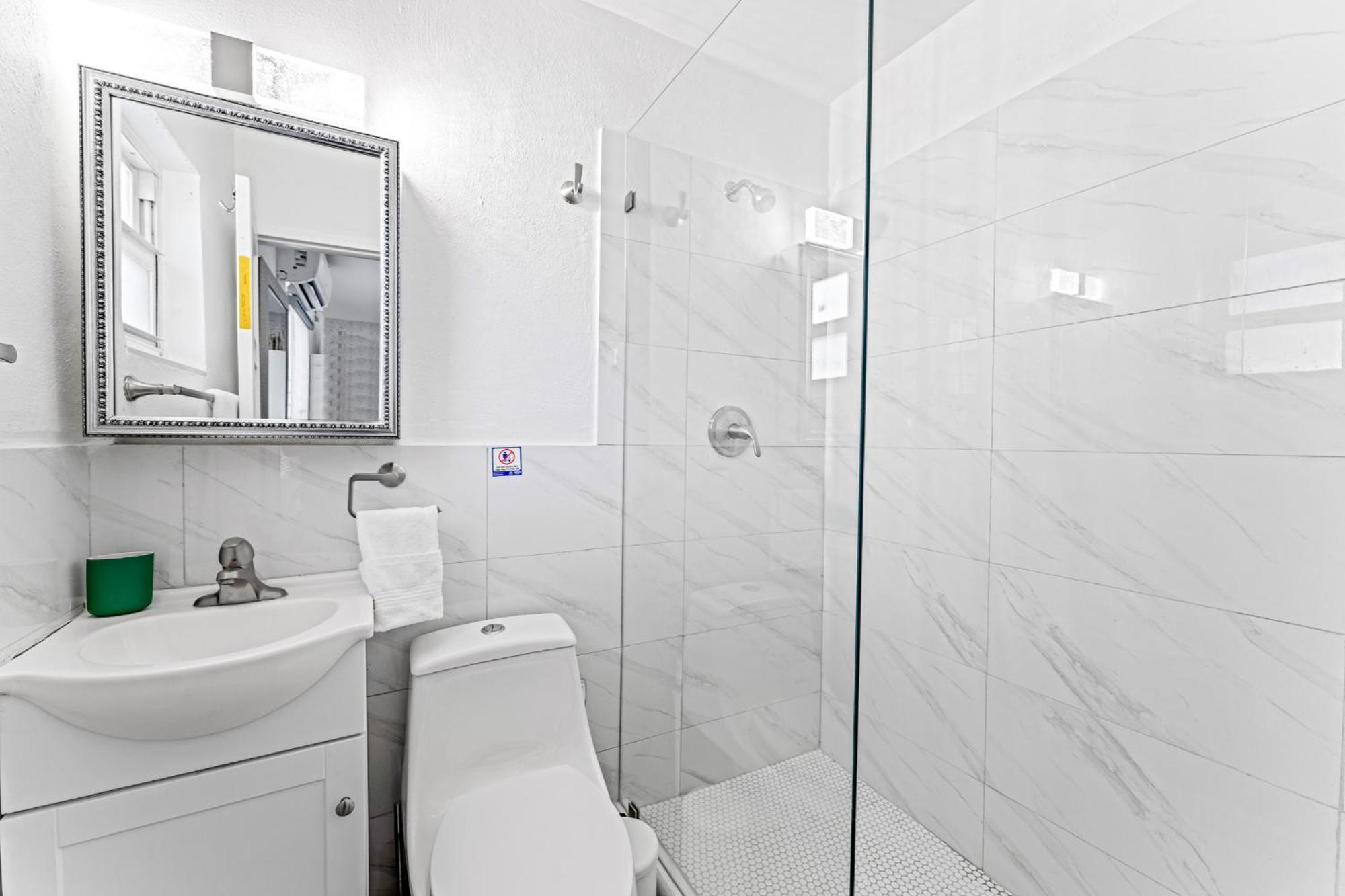 Steps From The Beach-all Renovated Unit #3 * Fort Lauderdale