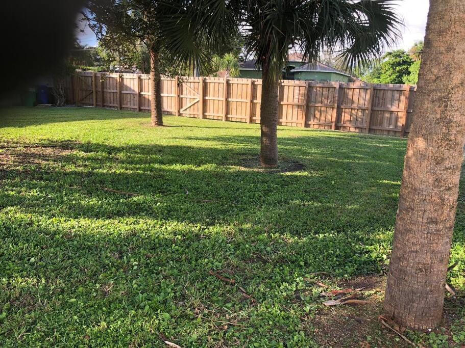 Spacious House In Lauderdale - Minutes From Fort Lauderdale