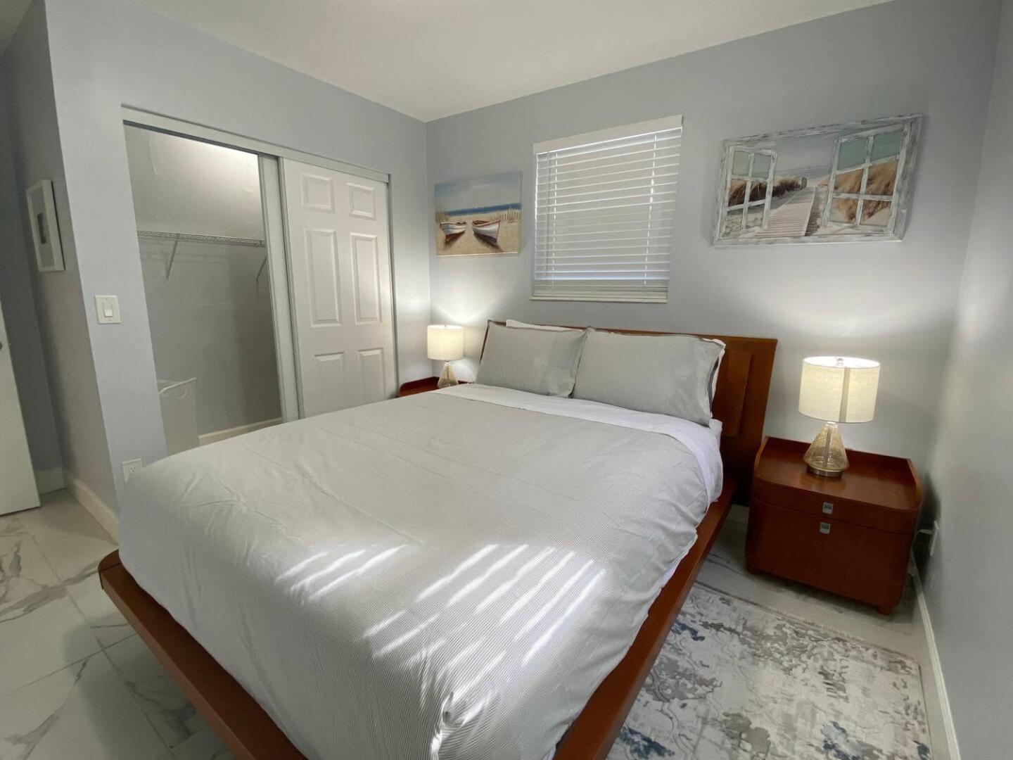 Mazor Luxury Three Bedrooms Vacation Holiday home