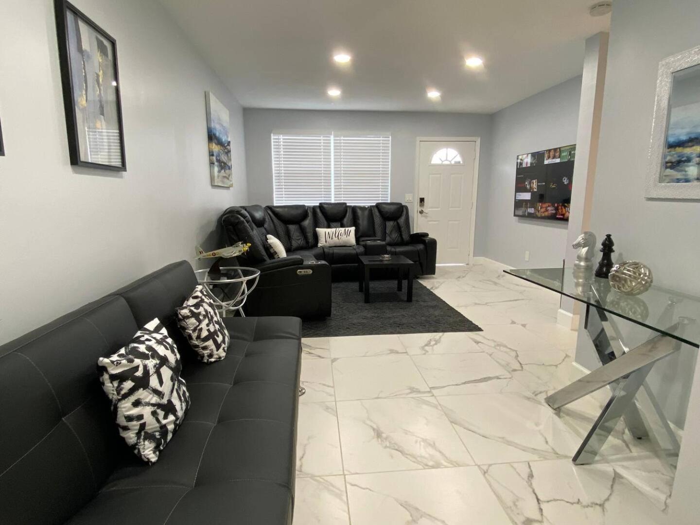 Holiday home Mazor Luxury Three Bedrooms Vacation *