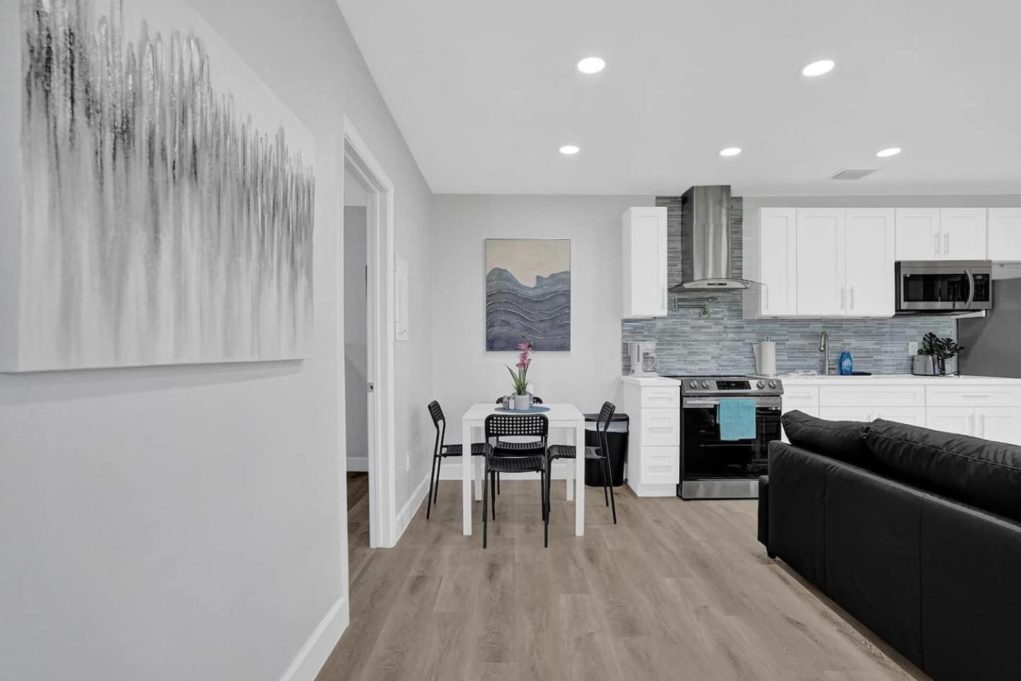 The Front Wave Luxury * Fort Lauderdale