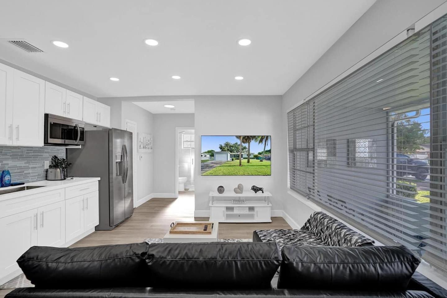 The Front Wave Luxury * Fort Lauderdale
