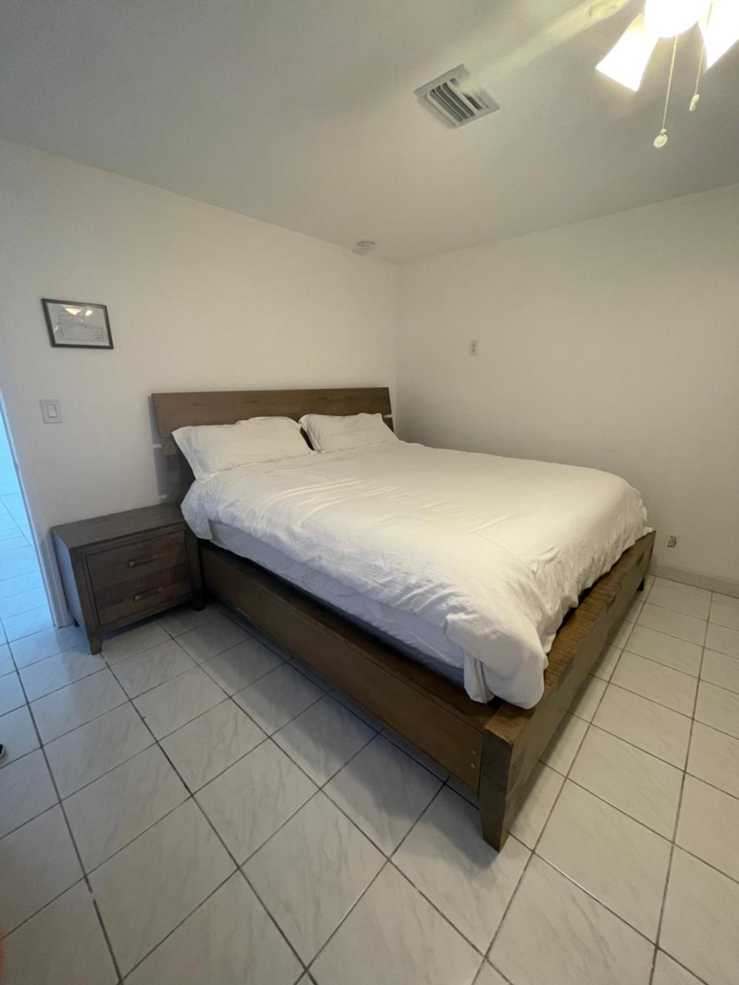 Apartment Modern Close To Downtown And The Airport Fort Lauderdale