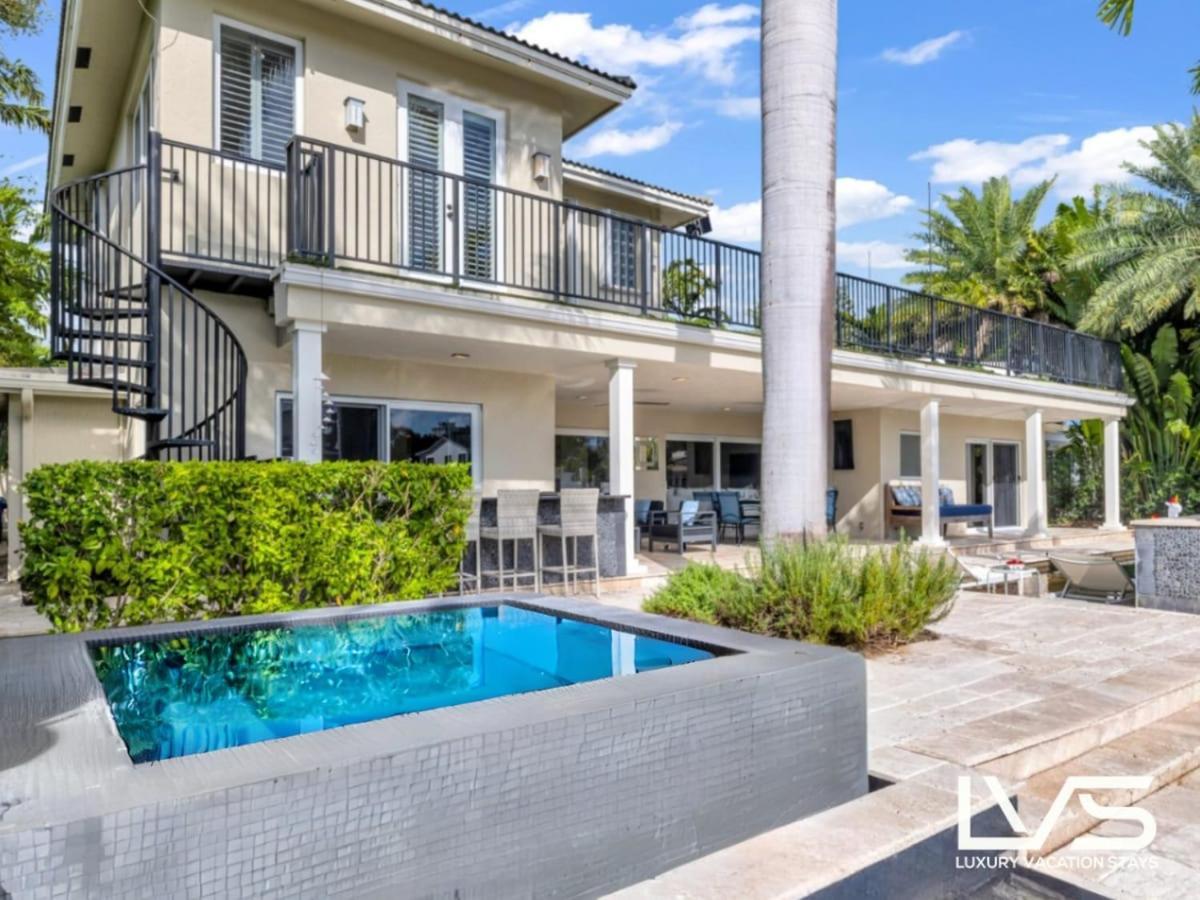 New Royal 80ft Waterfront Wlk2beach Hotpool Kitchenbbq * Fort Lauderdale