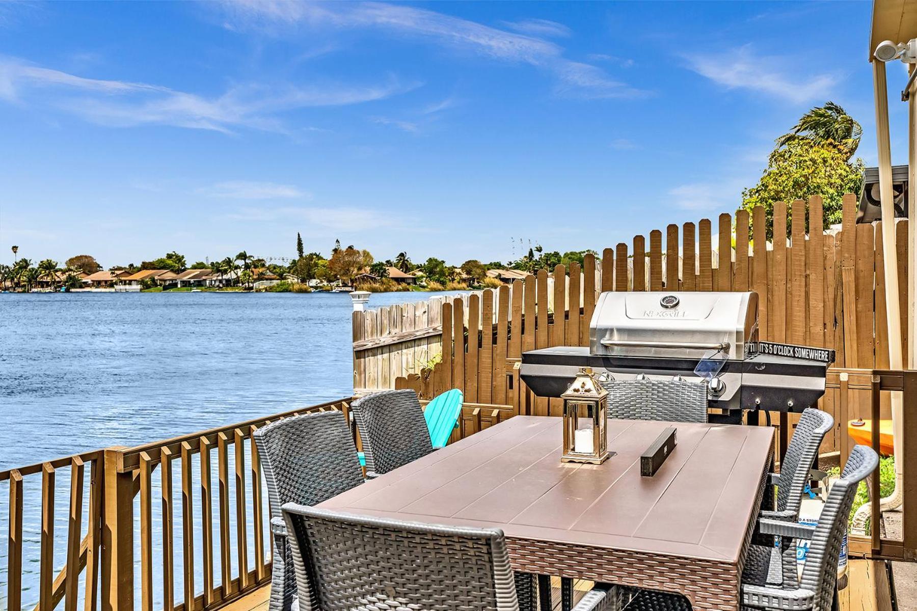 F Lauderdale Lakefront 3 Bdrm Hard Rock Casino Holiday home *