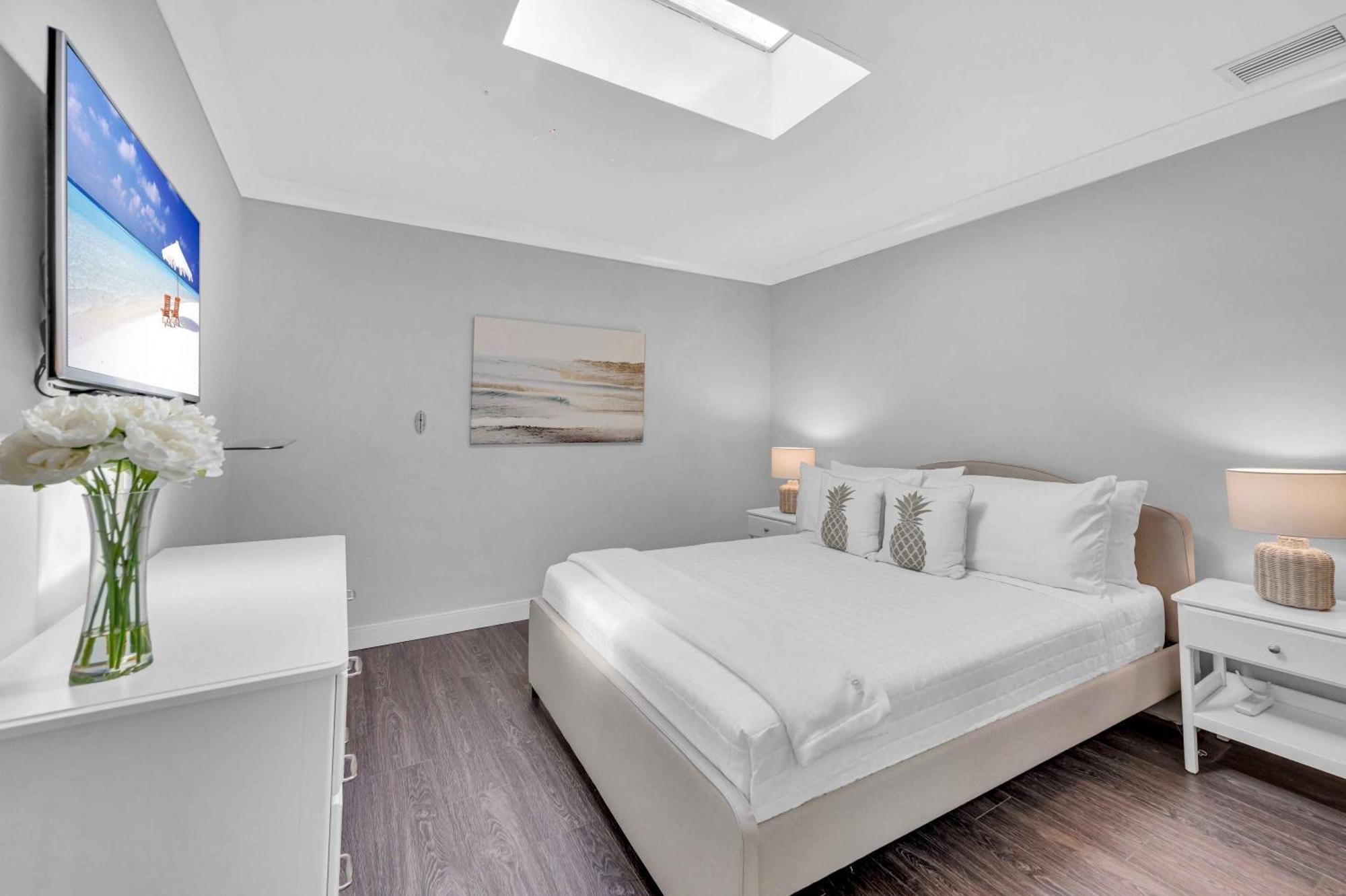 Modern Coastal Style Proximity Heated Pool Tranquility Ocean Mist Key Resldences Fort Lauderdale