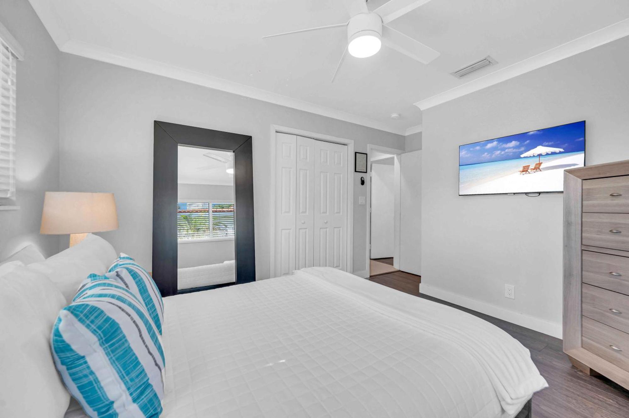 Holiday home Modern Coastal Style Proximity Heated Pool Tranquility Ocean Mist Key Resldences Fort Lauderdale