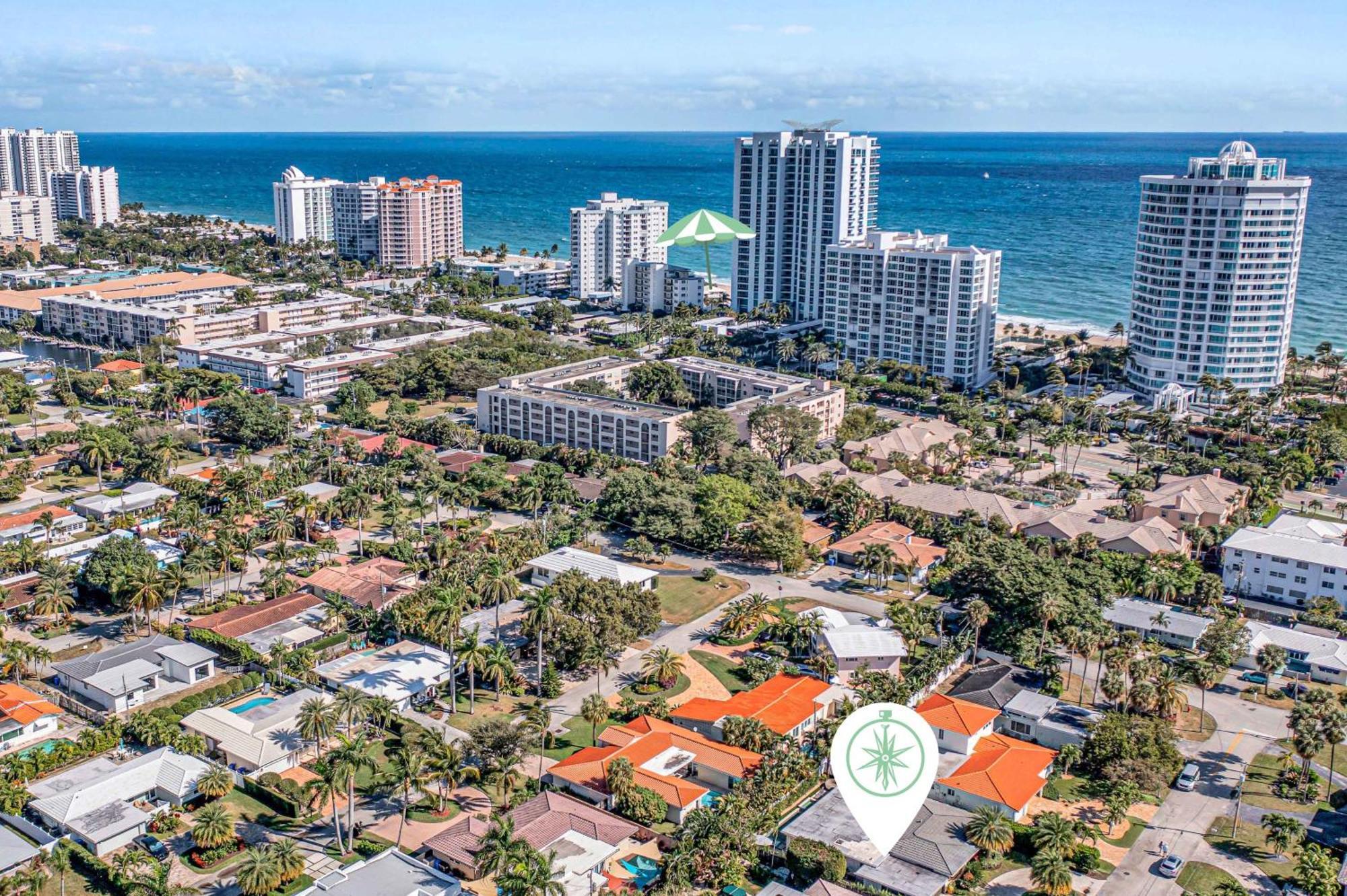 Holiday home Modern Coastal Style Proximity Heated Pool Tranquility Ocean Mist Key Resldences Fort Lauderdale