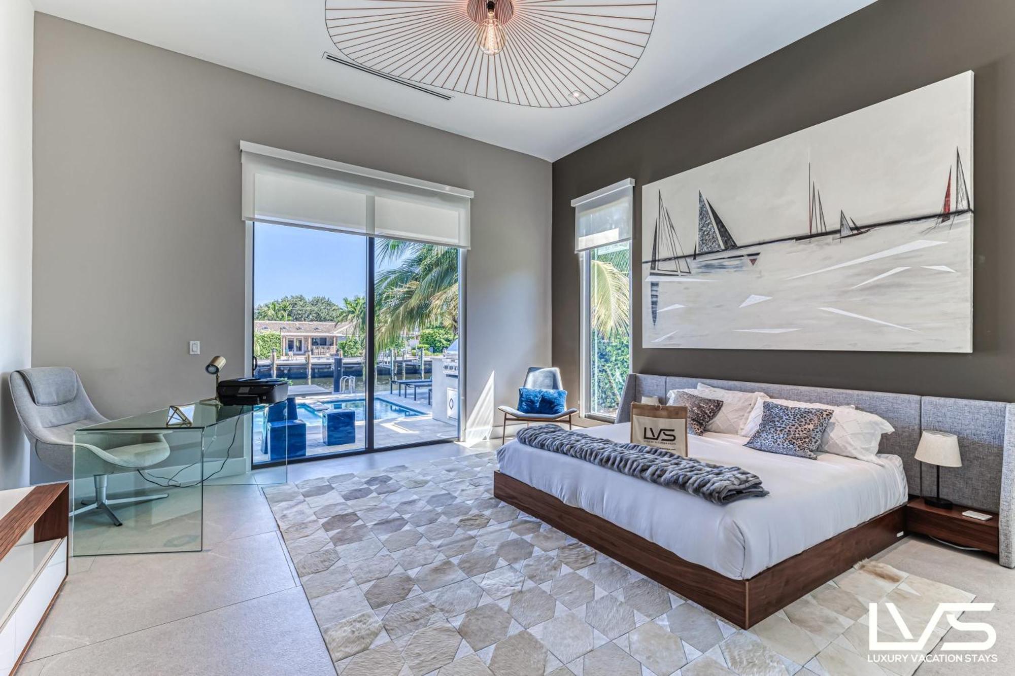 Villabella Luxe 100ft Waterfront With 6bedrooms65bathrooms 5 Minute To Chefaposs Kitchen Heated Poolhot Tub Outdoor Bbq Kitchen Sonos * Fort Lauderdale
