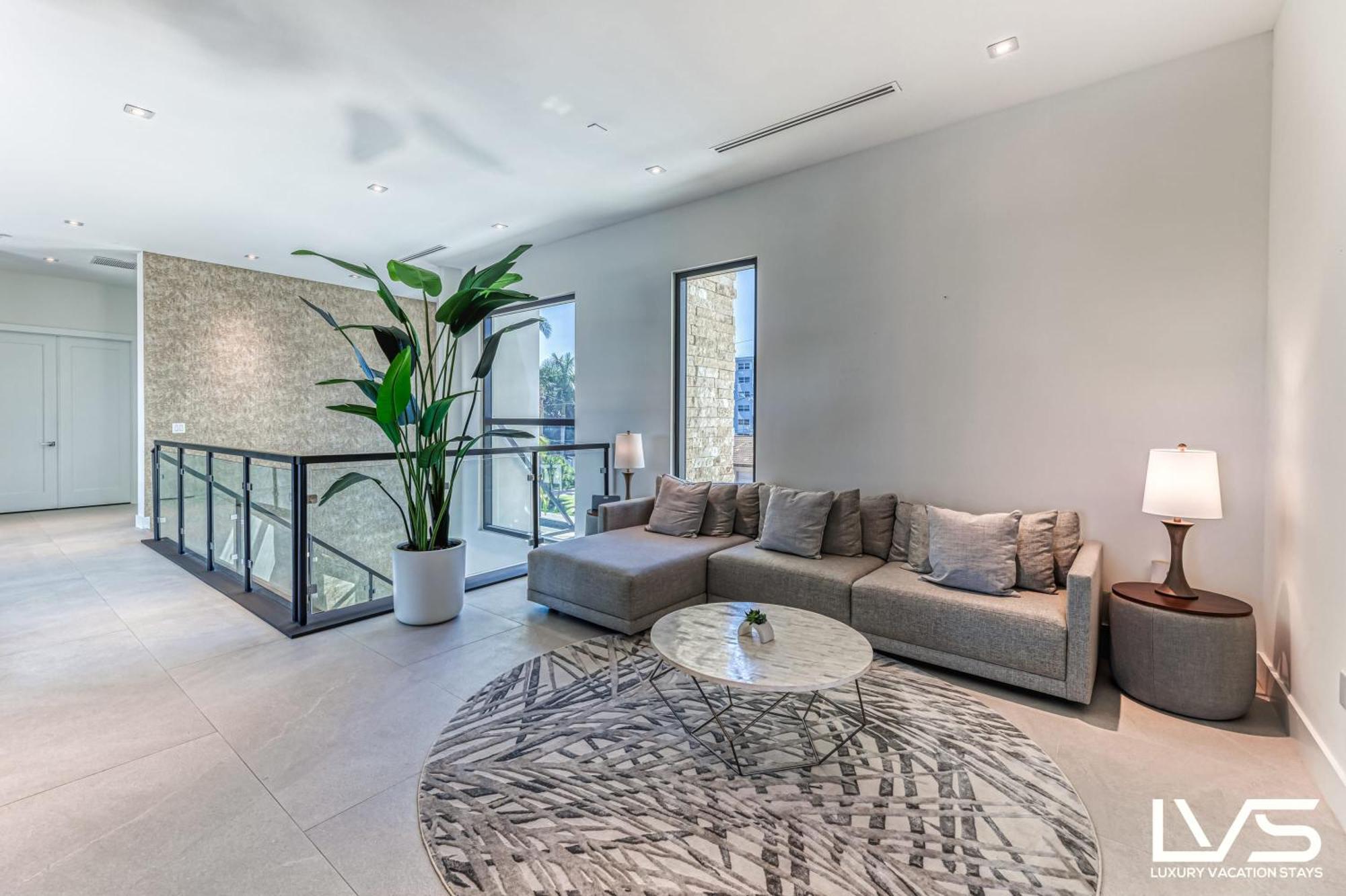 Holiday home Villabella Luxe 100ft Waterfront With 6bedrooms65bathrooms 5 Minute To Chefaposs Kitchen Heated Poolhot Tub Outdoor Bbq Kitchen Sonos *