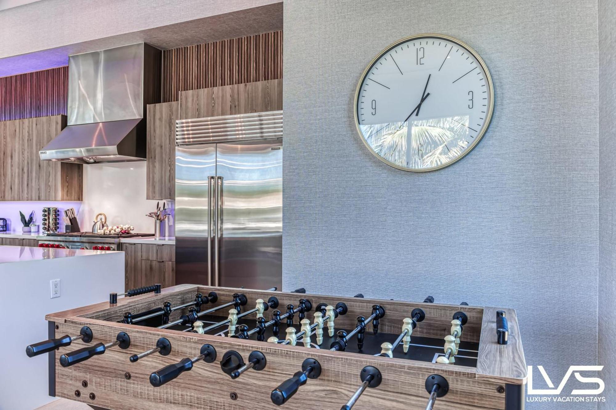Villabella Luxe 100ft Waterfront With 6bedrooms65bathrooms 5 Minute To Chefaposs Kitchen Heated Poolhot Tub Outdoor Bbq Kitchen Sonos * Fort Lauderdale