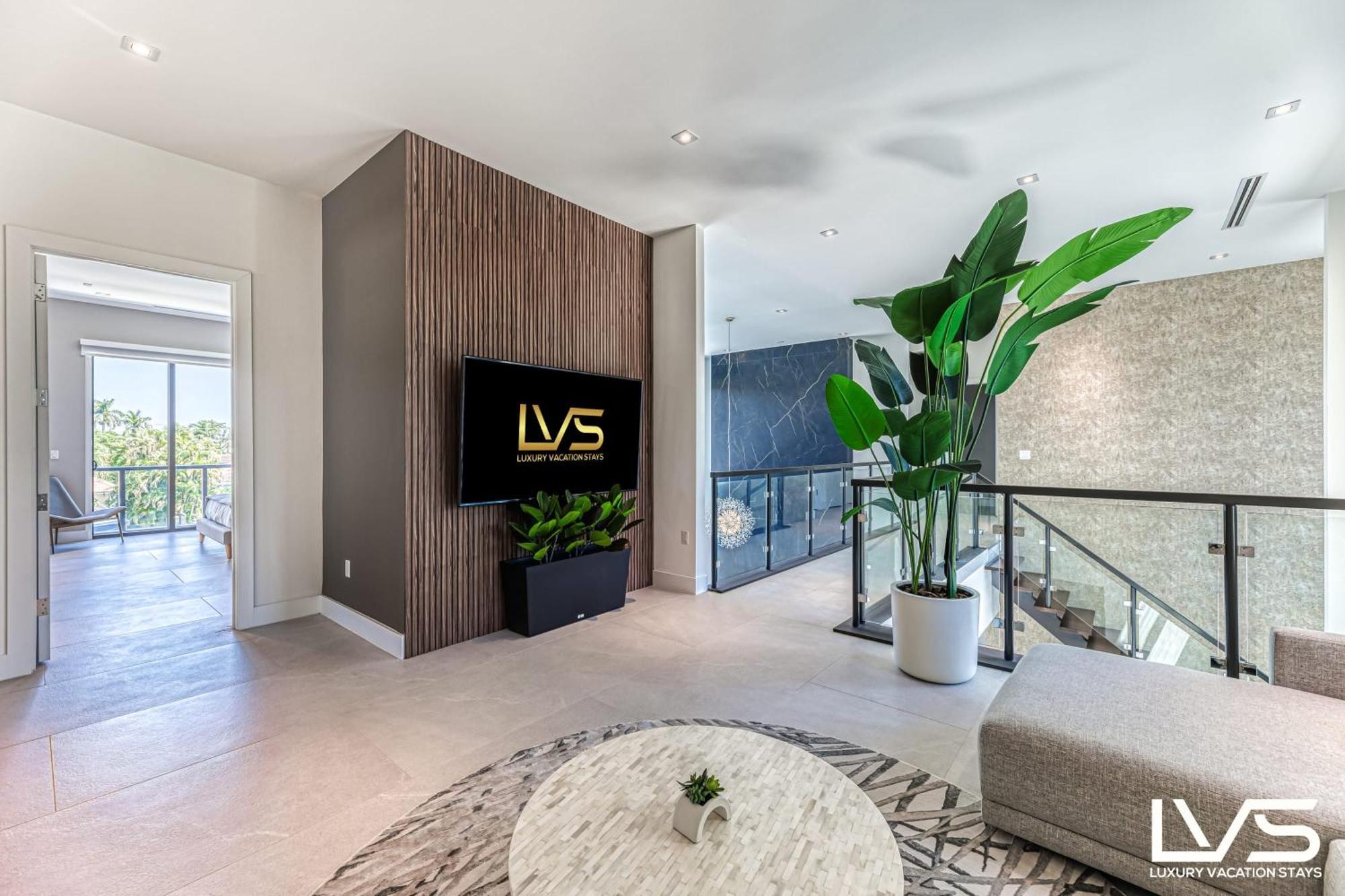 Holiday home Villabella Luxe 100ft Waterfront With 6bedrooms65bathrooms 5 Minute To Chefaposs Kitchen Heated Poolhot Tub Outdoor Bbq Kitchen Sonos *