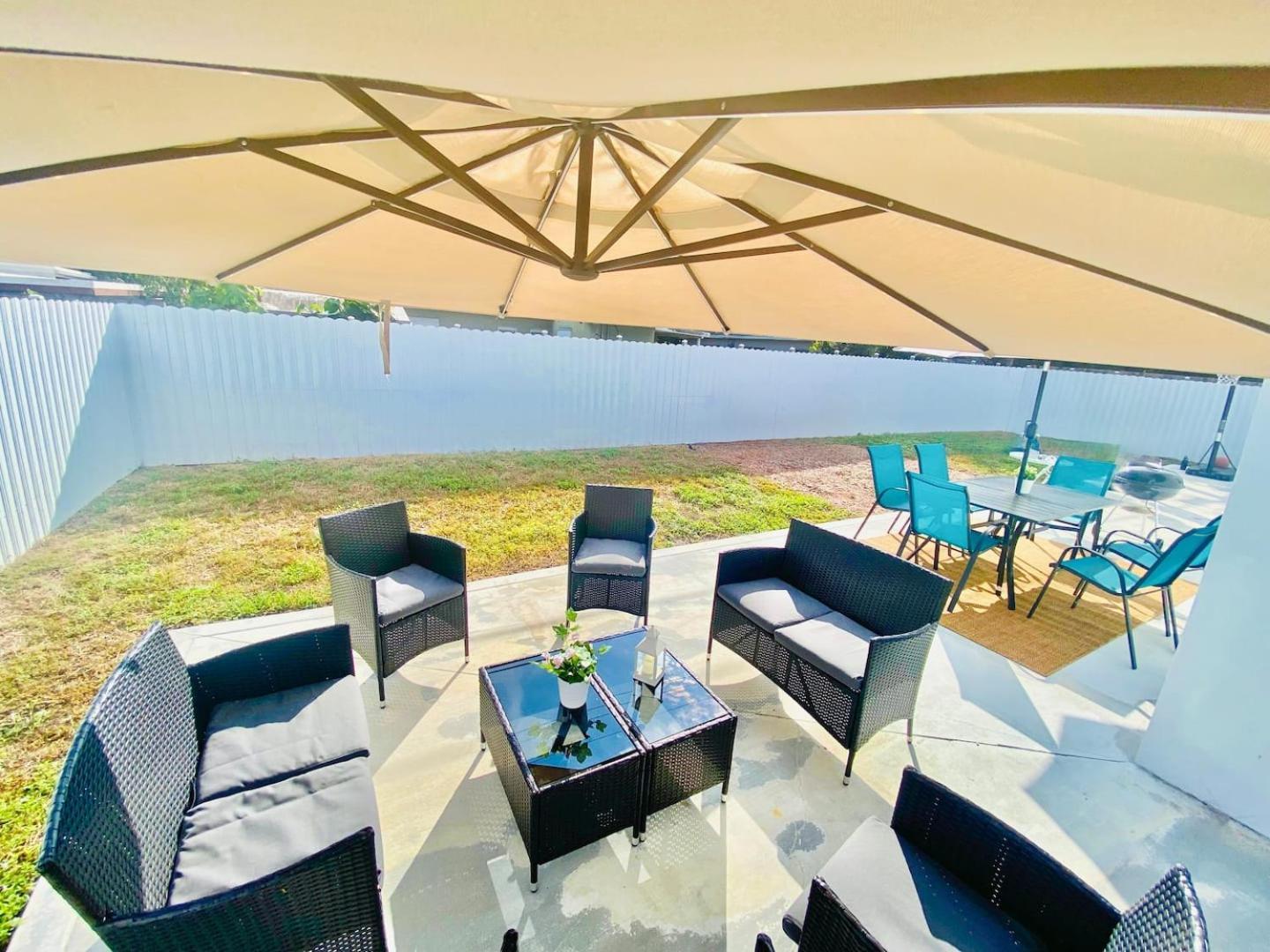 Stylish Lauderdale Retreat Ideal For Work *