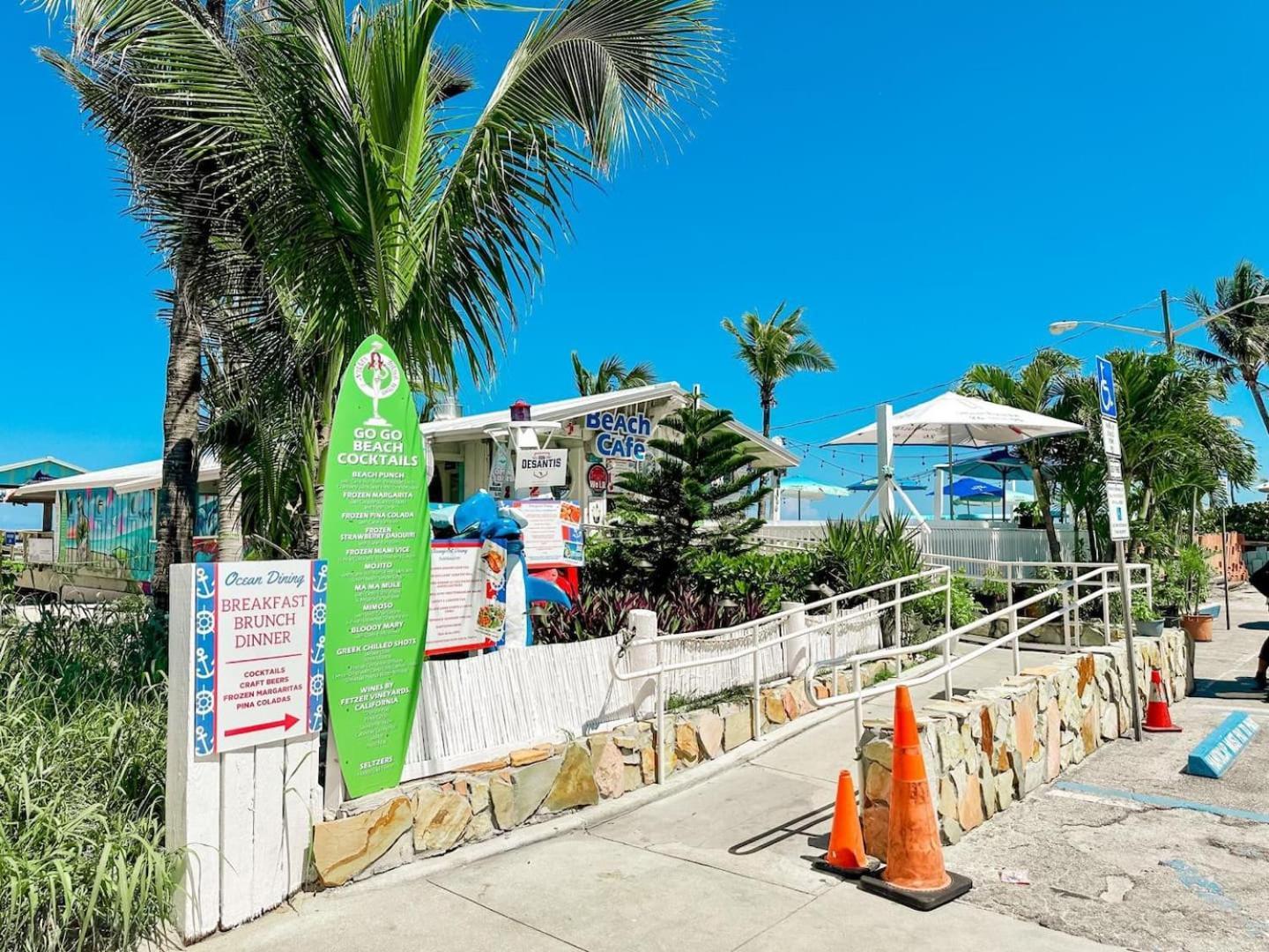 Holiday home Beachfront Luxury Pool L Sea View *