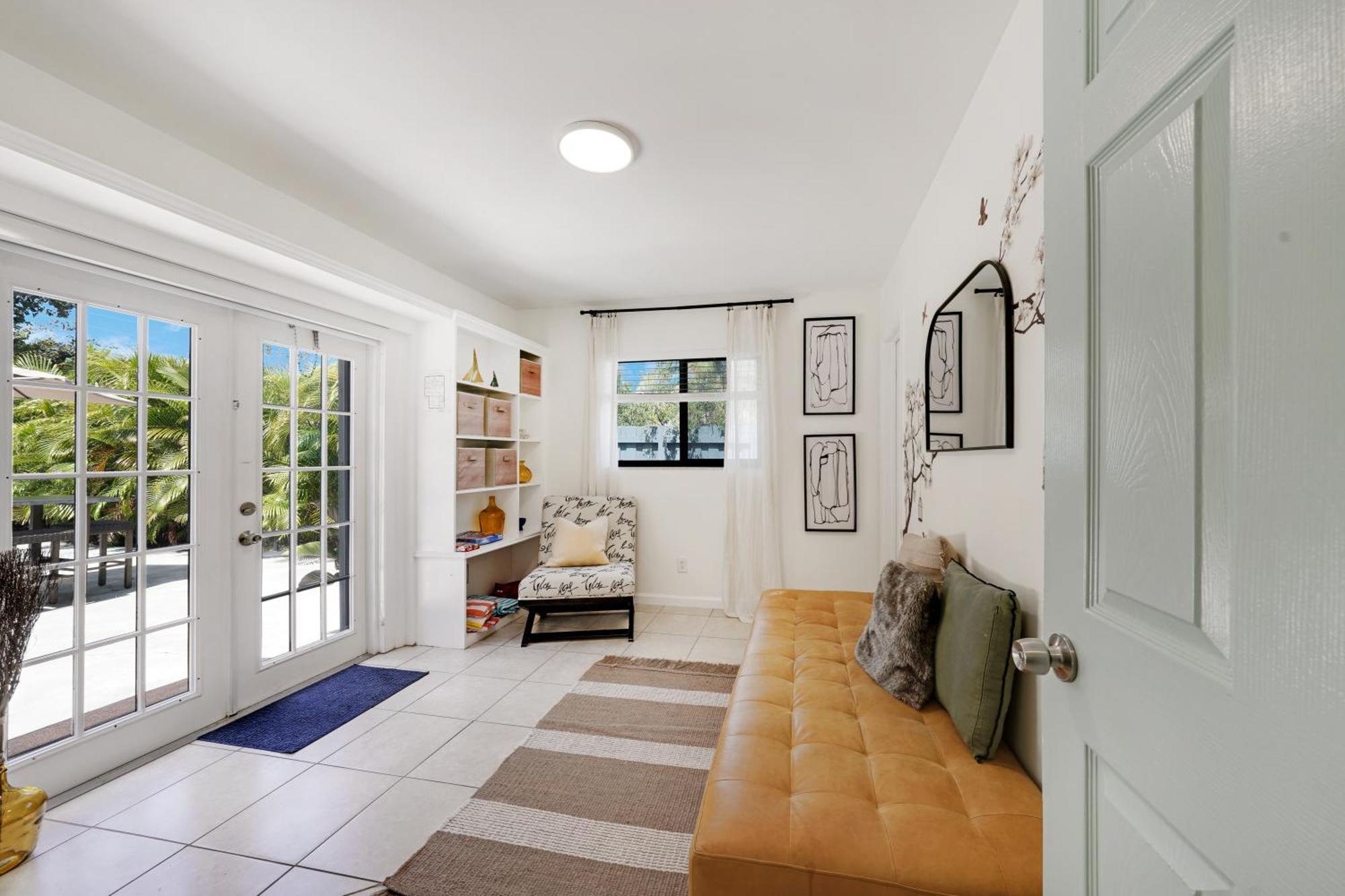 Oakland Oasis By Pmi Holiday home