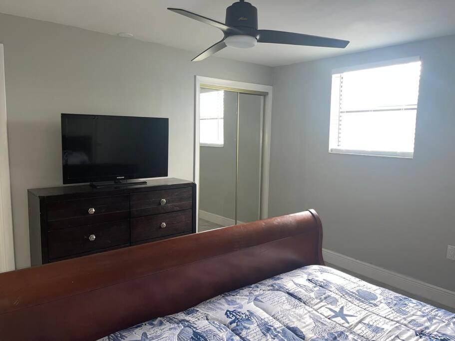 Relaxing 4 Bedroom House Perfect Florida Getaway Holiday home Fort Lauderdale