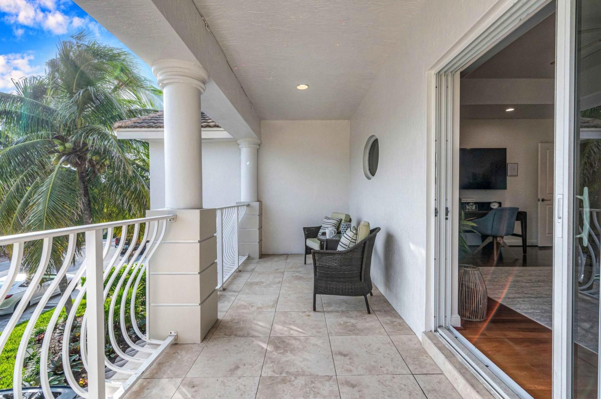 Holiday home Time Steps To With Heated Pool And Game Roomsun Key Resldences