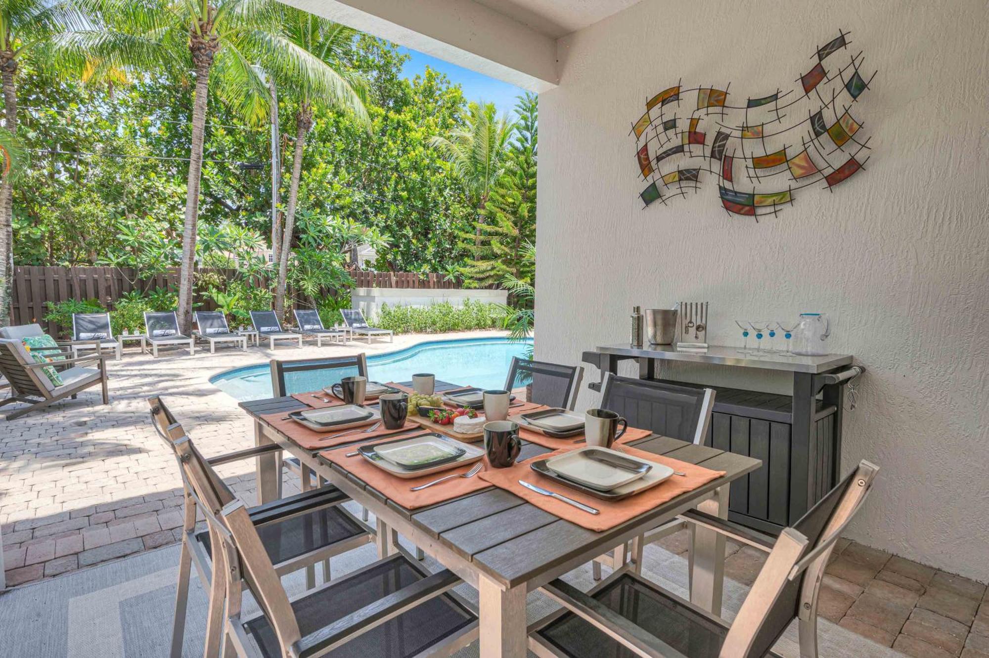Time Steps To With Heated Pool And Game Roomsun Key Resldences Fort Lauderdale