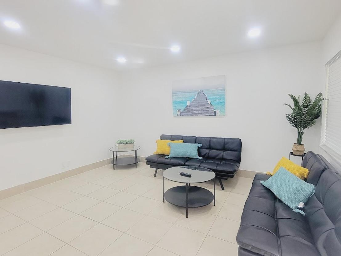Arpe 4plex Apartment *