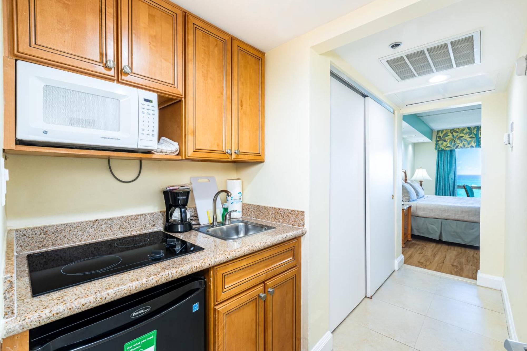 Lauderdale By Vacatia Apartment *