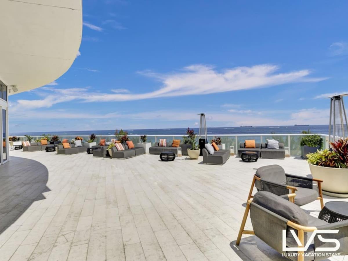 W Ftl 1409 Beachfront 2 Bedroom & 2 Bathroom Holiday home *
