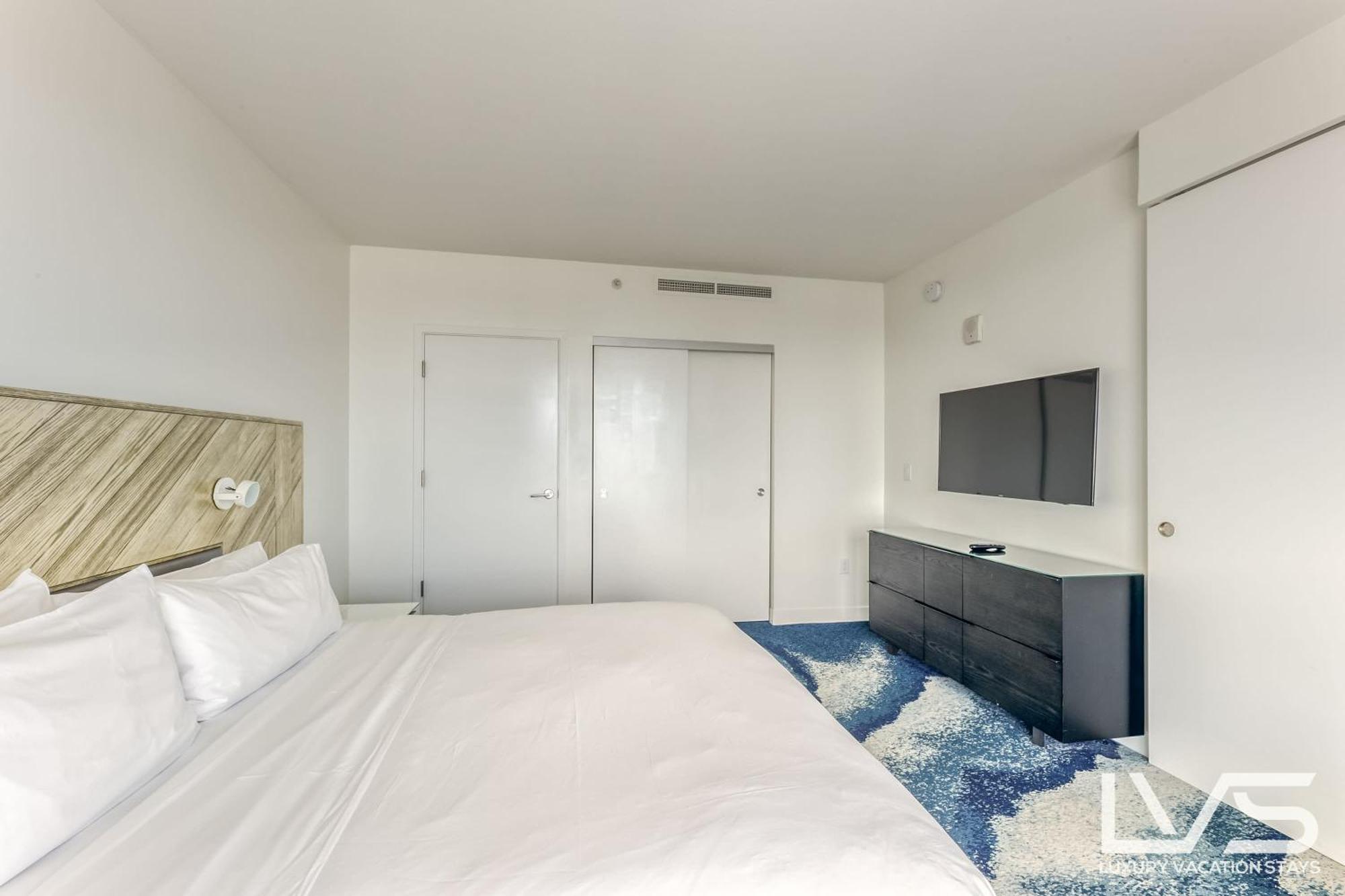 Holiday home W Ftl 1409 Beachfront 2 Bedroom & 2 Bathroom *